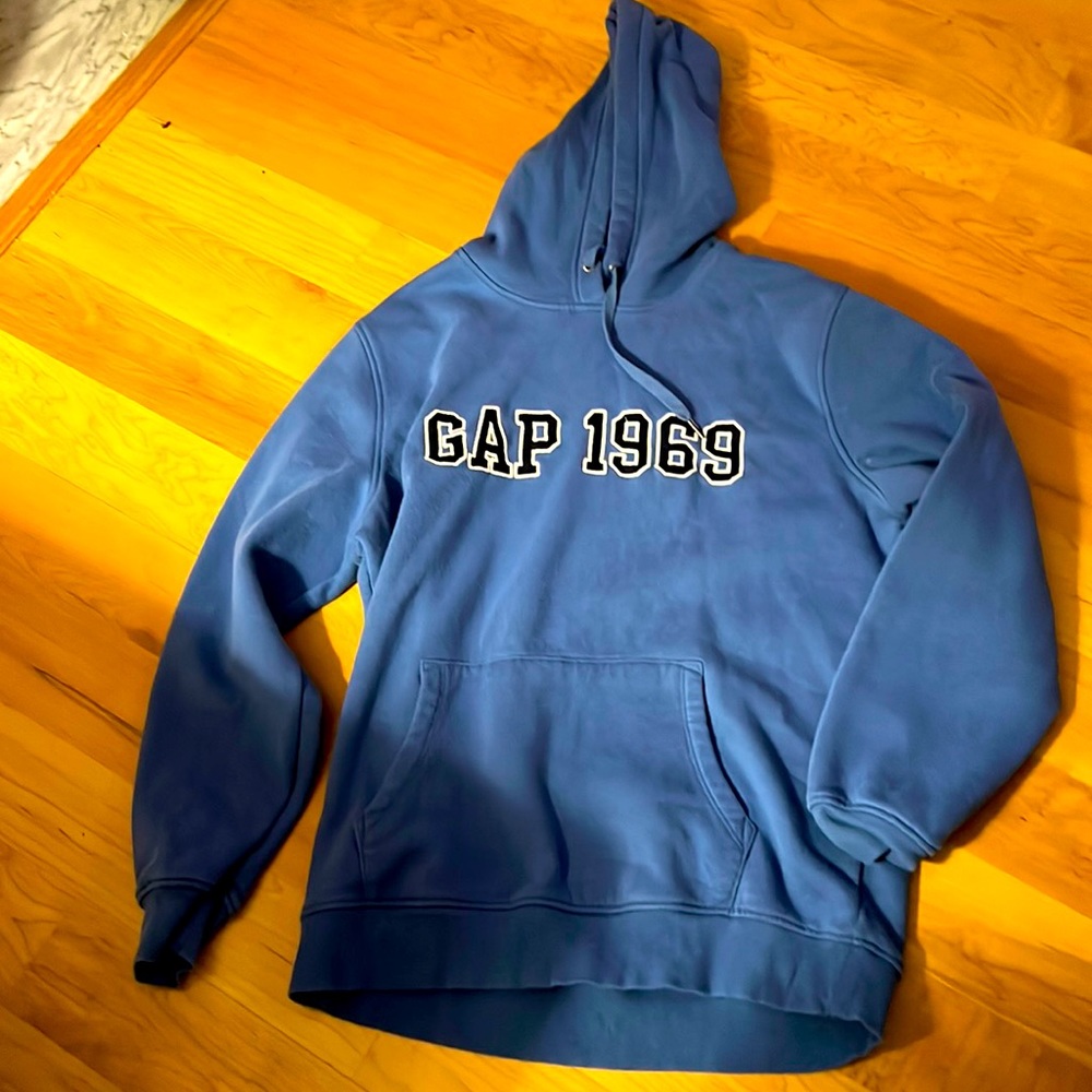 Men’s Gap size Large hoodie